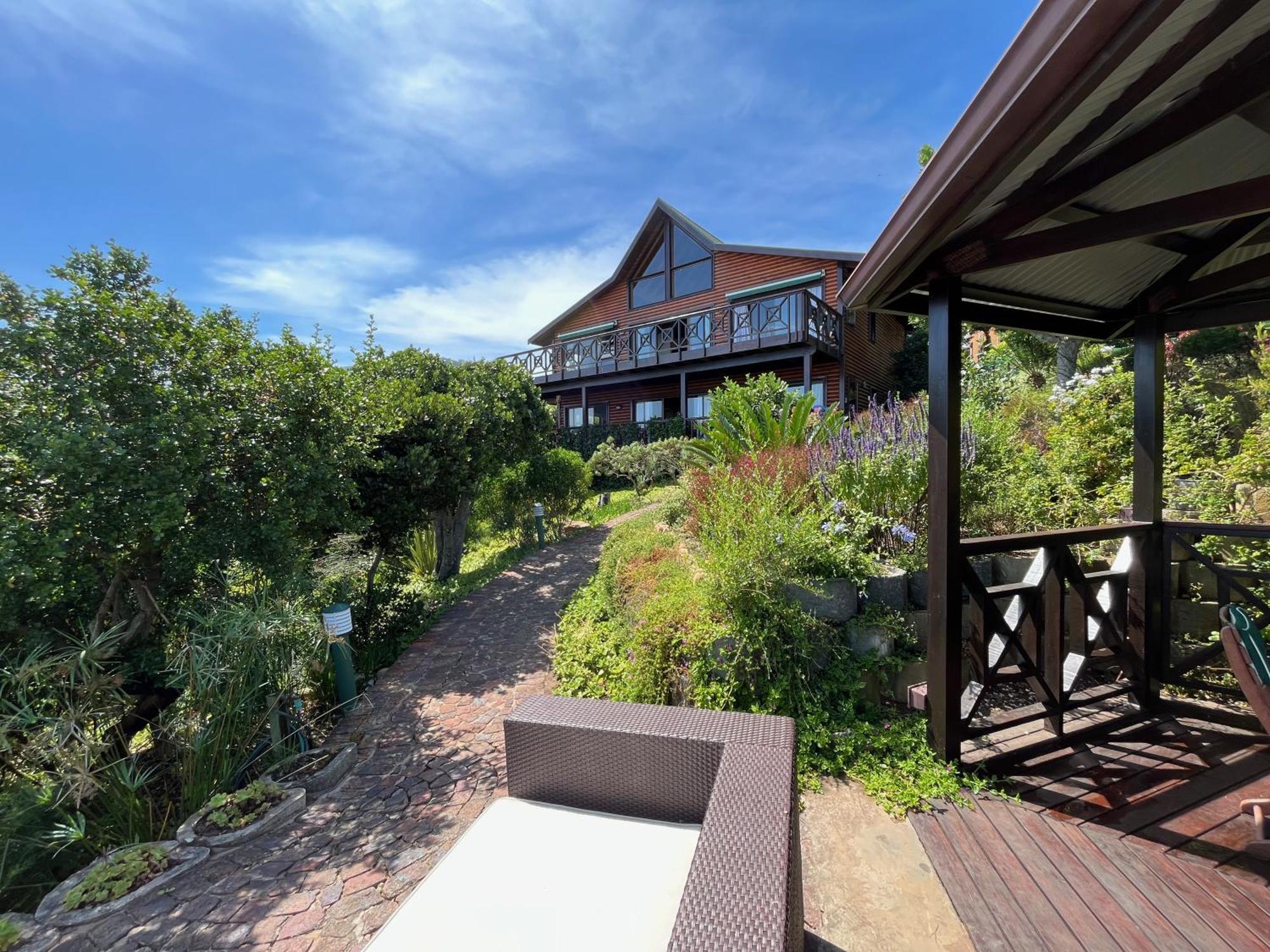 Peaceful Guest Suite With Balcony Views And Garden Setting Brenton-on-Sea Exterior photo
