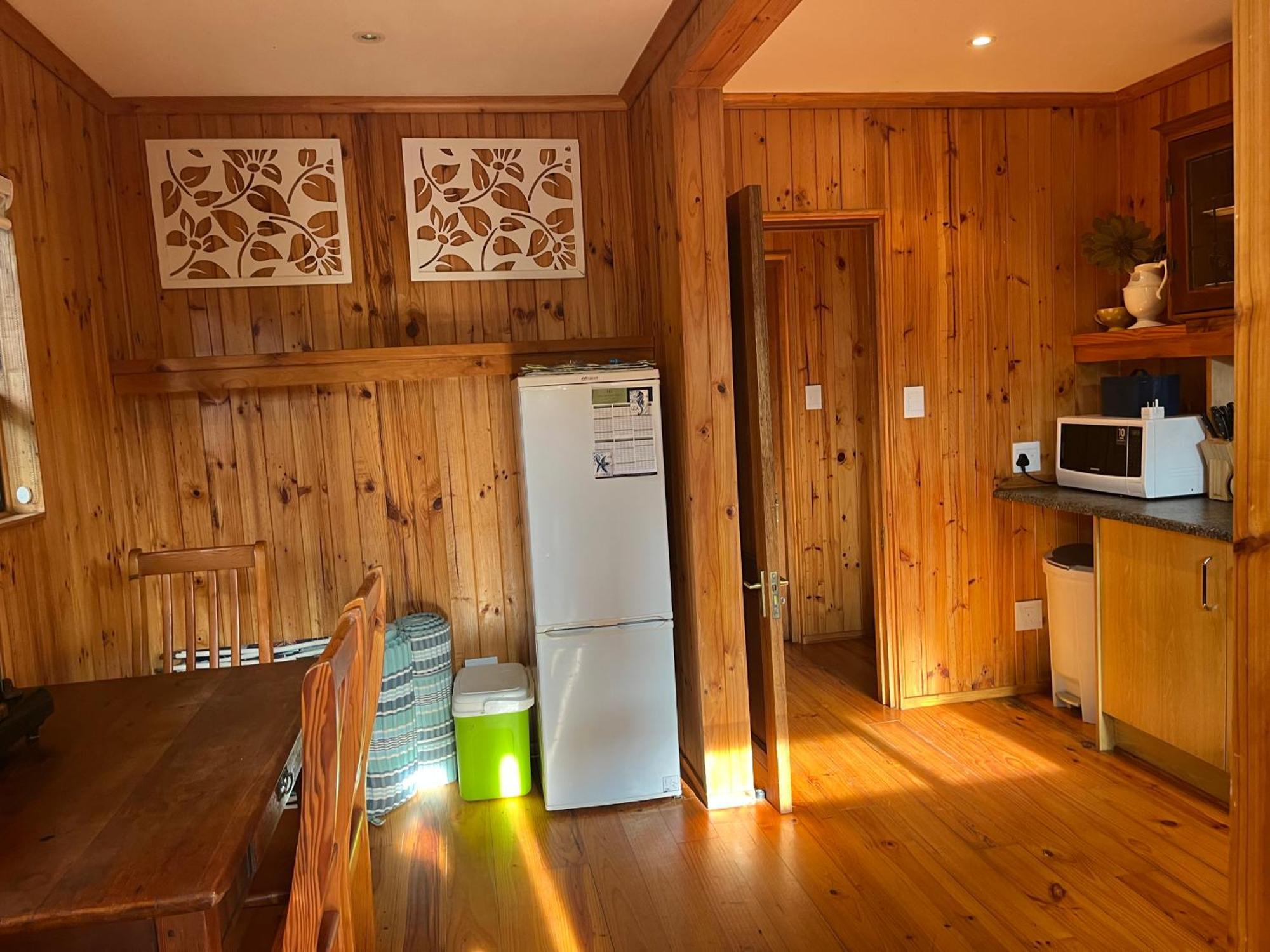 Peaceful Guest Suite With Balcony Views And Garden Setting Brenton-on-Sea Exterior photo