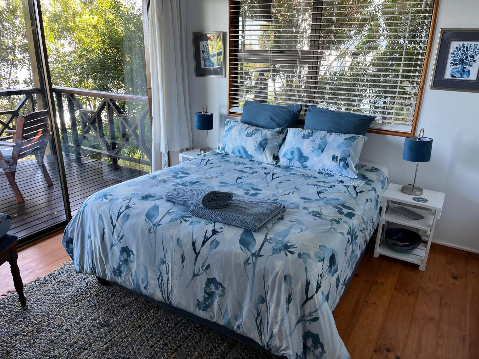 Peaceful Guest Suite With Balcony Views And Garden Setting Brenton-on-Sea Exterior photo